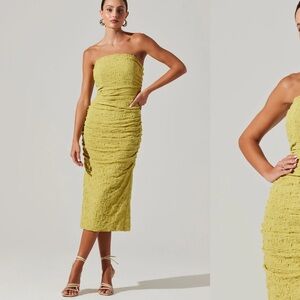 ASTR GALIA STRAPLESS MIDI DRESS